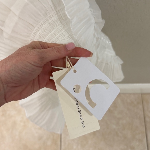 Commense White Ruffled Dress - Picture 2 of 4